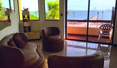 Honeymoon Suite
