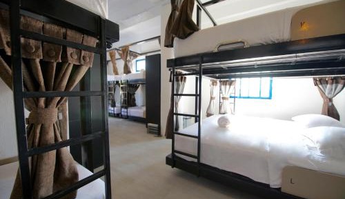 Bed in 12-Bed Mixed Dormitory Room