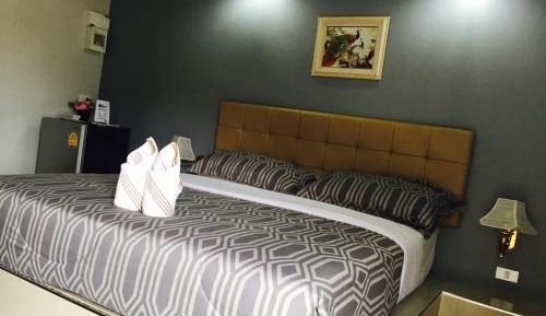 Standard King Room