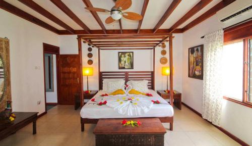 Suite with Garden View