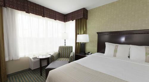 Executive King Room - Non-Smoking