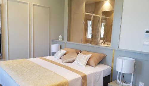 Deluxe Double or Twin Room with Sea View