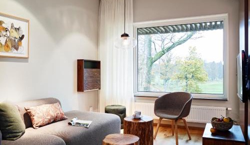 Family Room (6 Adults)