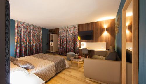 Junior Suite (1 Adult + 1 Child)