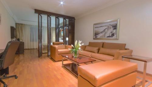 Deluxe Twin Suite