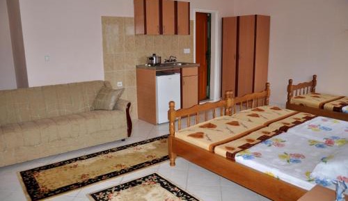 Studio with Balcony (3 Adults) 