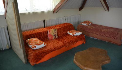 Bed in 10-Bed Mixed Dormitory Room