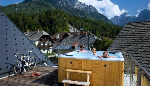 Luxury Apartment with Sauna and Jacuzzi 