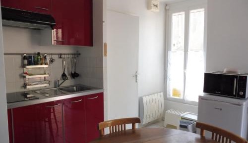 Studio Apartment