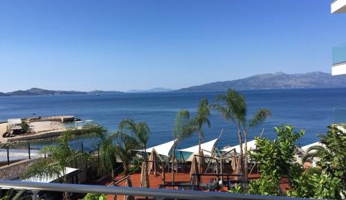 Studio Apartment with Sea View