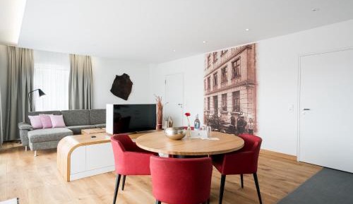 Two-Bedroom Apartment-Schmied Holstein