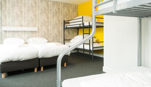 Six-Person basic Room