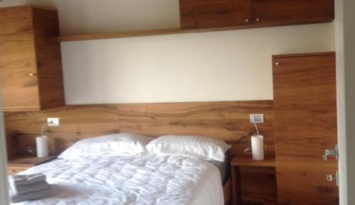 Large Double or Twin Room