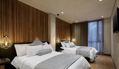 Superior Queen Room with Two Queen Beds