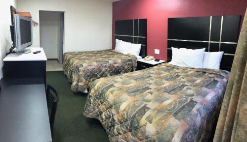 Queen Room with Two Queen Beds - Non-Smoking