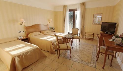 Superior Triple Room with Partial Sea View