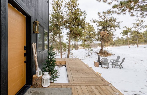 Colorado Springs House | Privacy Among the Pines at The Lofthouse in Black Forest