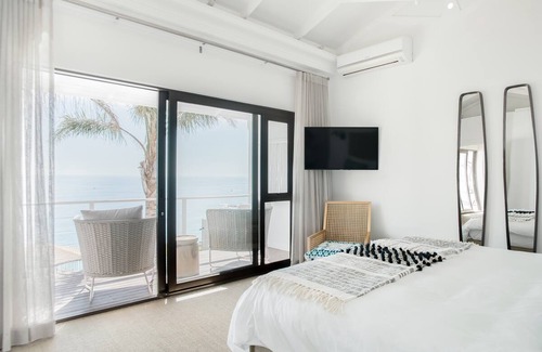 Clifton House | Chic Boutique-Hotel Feel at a Seafront Pad, Clifton