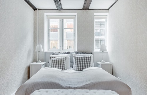 Copenhagen City Centre Apartment | Eike Collection - P - Luxury Apt in City Center