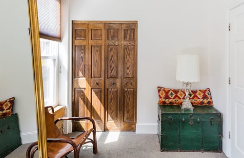 Near North Side Apartment | Stunning Old Town Penthouse with Private Rooftop