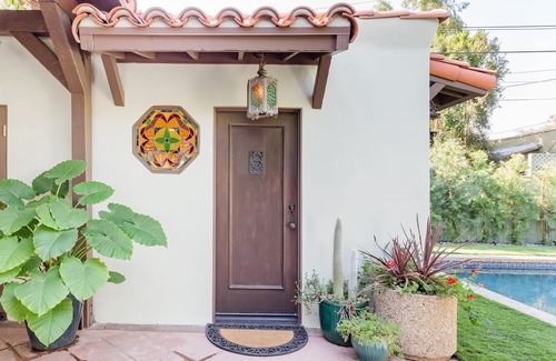 Hollywood House | Spanish Style Hollywood Casita with Pool and Hot Tub