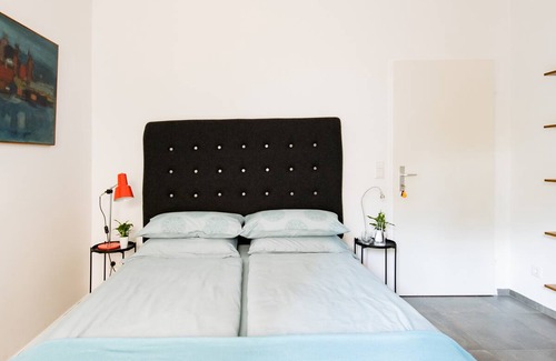 Hernals Apartment | Vienna West Hills Apartment & Pool, Secret Escape