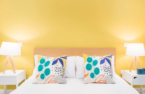 Merchiston Apartment | Contemporary Light Filled Apartment Close to the City Centre