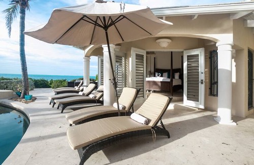 Providenciales Villa | Avalon