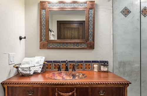 Hollywood House | Spanish Style Hollywood Casita with Pool and Hot Tub