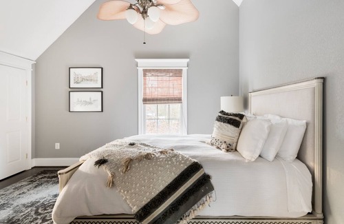 Parole House | Beautiful and Tranquil Carriage House