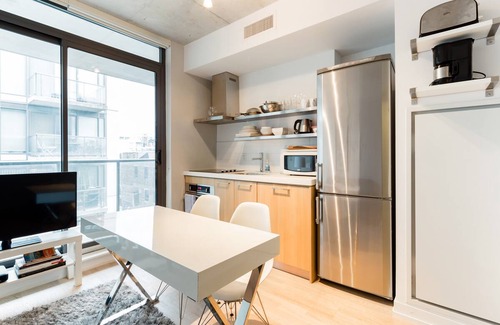 Fashion District Apartment | Absolutely Stunning Condo in the Heart of King West