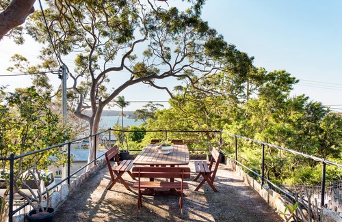 Bundeena House | Bundeena Treehouse The Royal National Park Sydney