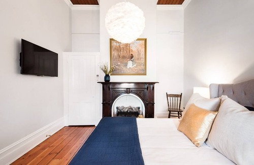 Benalla House | Admire Classic Victorian Features at the Old Butcher's House