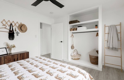 Alexandra Headland Apartment | Tribal -- Oceanfront Unit