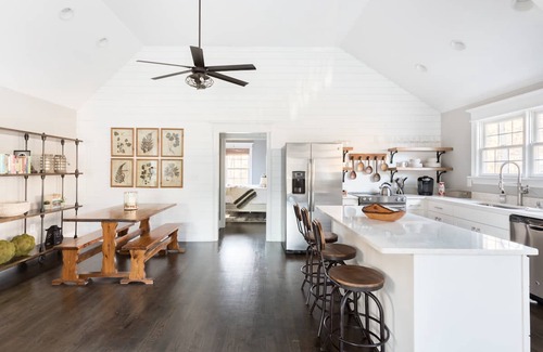 Parole House | Beautiful and Tranquil Carriage House