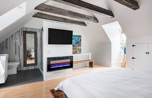 New Edinburgh Apartment | Heritage Luxury at Peloton House and Art Gallery