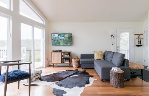 Loch Sheldrake House | Discover the Great Outdoors at White House at Bow Tie Hill