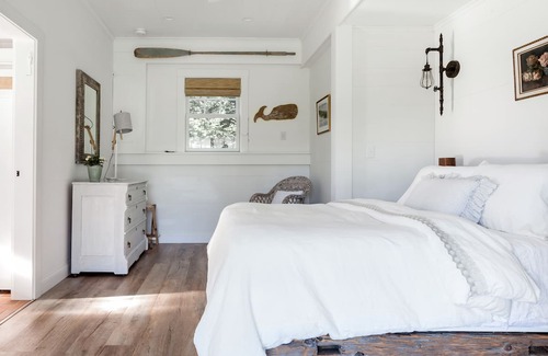 Isle of Springs House | The Sparrow’s Nest Charming Country Cottage