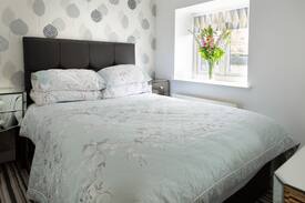 Hathersage House | Loxley Self contained Peak District cottage