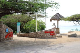 Pos Chiquito Apartment | L'Esperance Studio near Mangel Halto Beach
