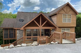 Branson West Cabin | Airbnb Superhost! Awesome Cabin in StoneBridge!