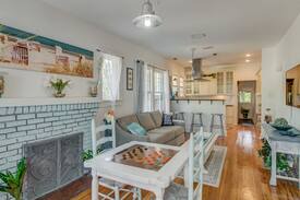 Tropic House | Historic Craftsman ❤️ of Art Dist Tropical Hideaway