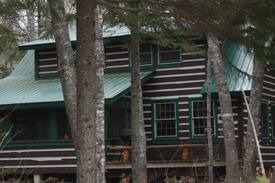 South Bristol House | Pirate Point: Rent weekly on a quiet cove