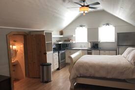 Glen Rose Apartment | The Glen Rose Tree House