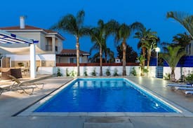 Pervolia Villa | Nirvana Seaside Villa 29