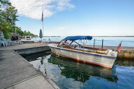 Frontenac Cabin | Channel view spacious cottage