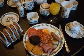 Llwyngwril House | Glanaber B&B - Twin beds/Queen size bed Llwyngwril