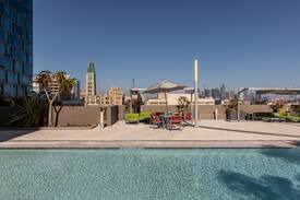 Wilshire Center Apartment | Luxury SkyRise