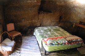 La Solana Other | Natural Cave Room in San Mateo (Camino Art Hostel)