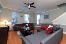 Midtown House | Contempo Condo tucked in central HTX-Sleeps 14